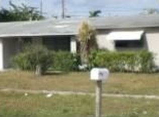 103 SW 14th St, Deerfield Beach, FL 33441