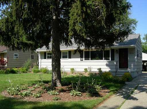 1st image of 234 Highlake Ave