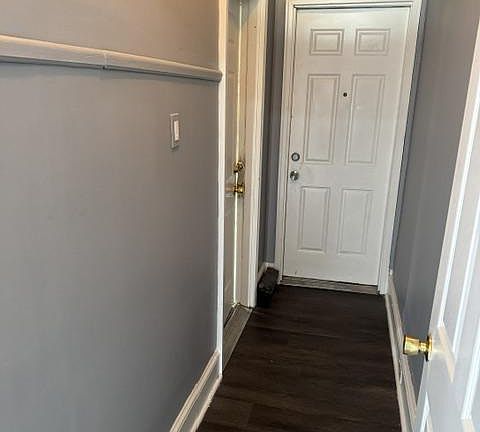 2nd image of 554 Pine St
