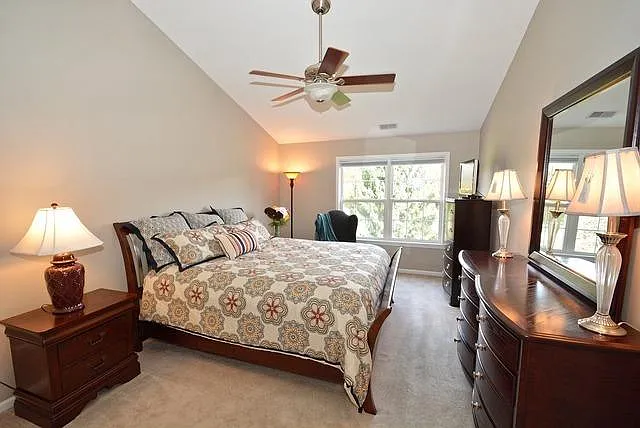 2803 Rutland Cir #201 — Photo 8