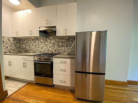 4th image of 19 Herkimer St APT 6