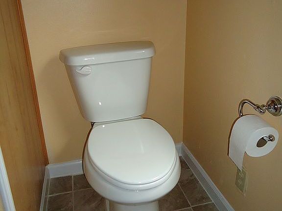 main floor commode