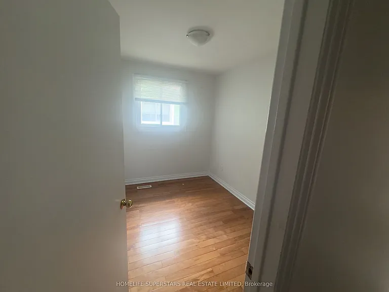 215 Archdekin Dr #MAIN — Photo 6