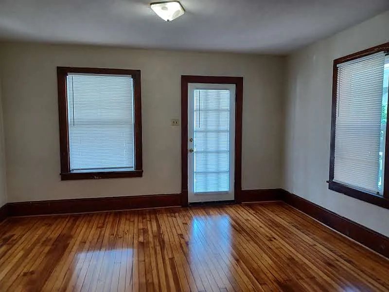 346 Gray Avenue - 1 — Photo 3