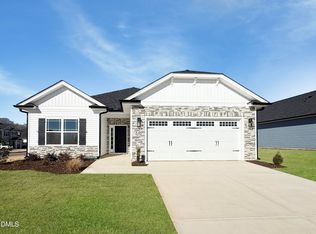 11 Northwood Dr, Fuquay Varina, NC 27526