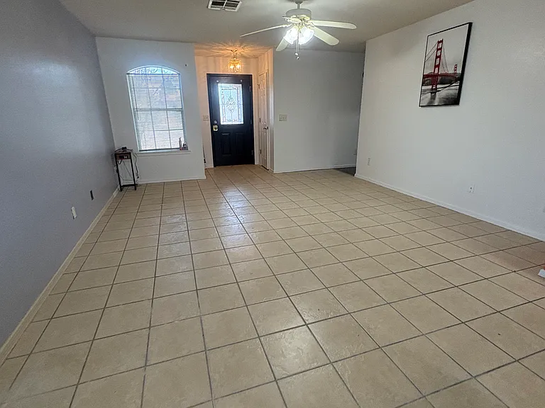 14724 Calhoun Dr — Photo 15