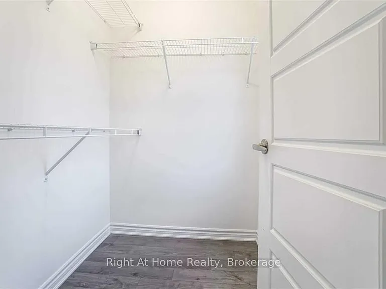 297 Murlock Hts — Photo 16