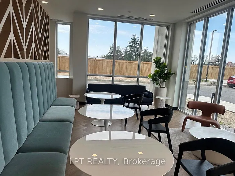1333 Weber St E #304 — Photo 3