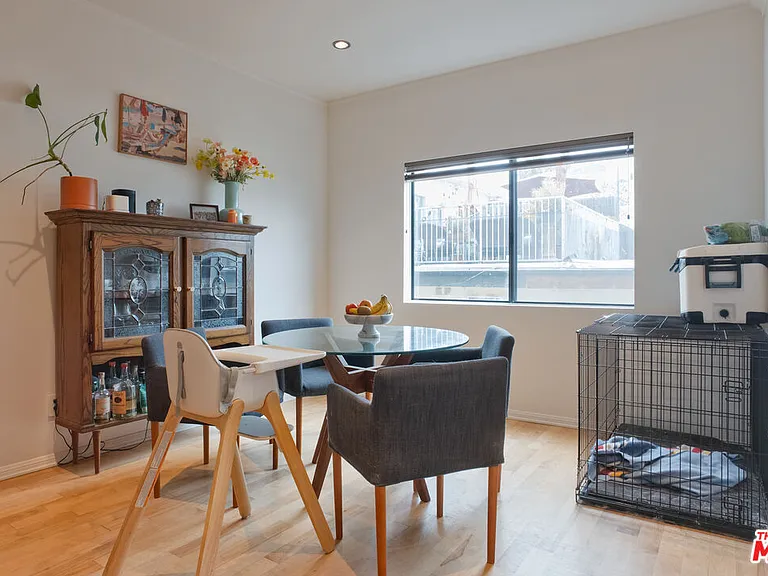 832 Palm Ave #206 — Photo 4
