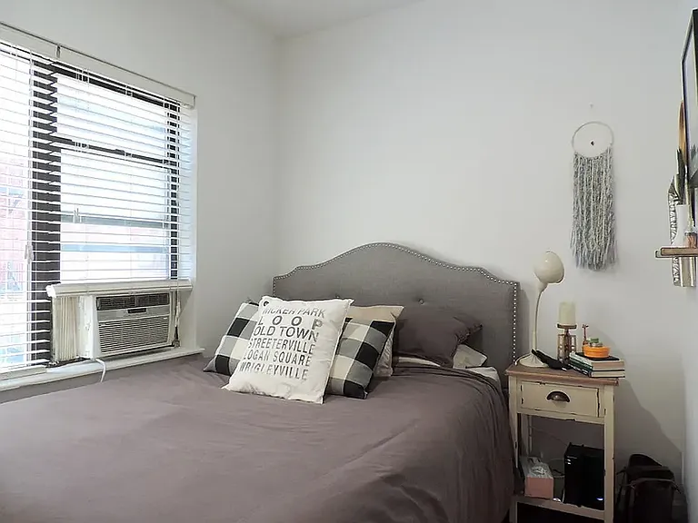 134 Allen St #SEVEN — Photo 3