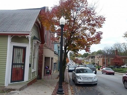 4th image of 620 Main St