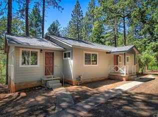 5827 Grape Ln, Paradise, CA 95969