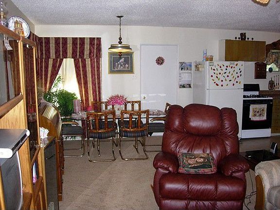 Den