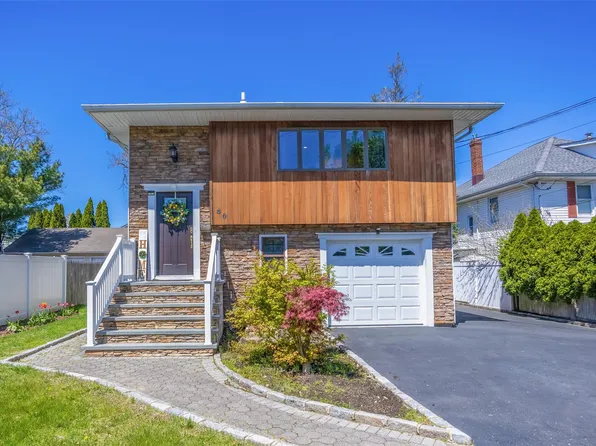 30 Devine Avenue, Syosset, NY 11791