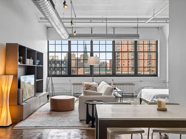 500 Robert St #408, Saint Paul, MN 55101