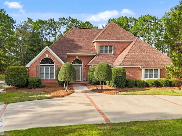 13 Birdie Dr, Jesup, GA 31546