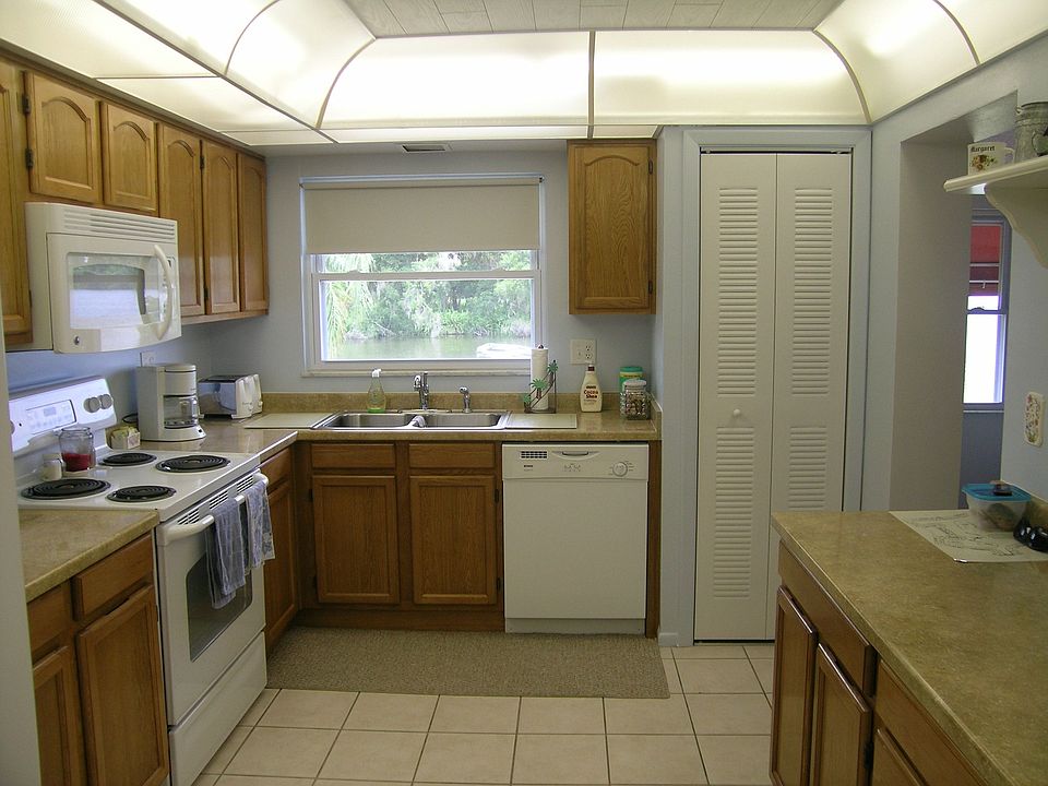 1st image of 1608 Vincennes Dr