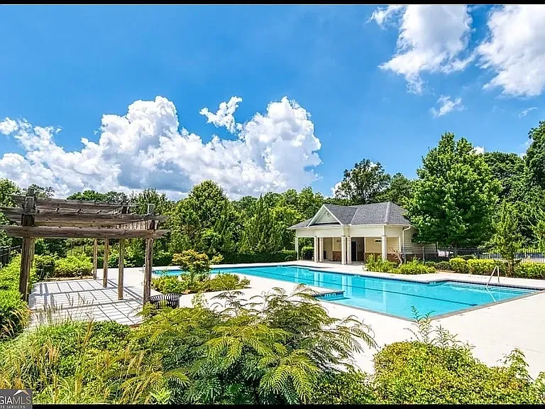 2890 Bayrose Cir — Photo 16