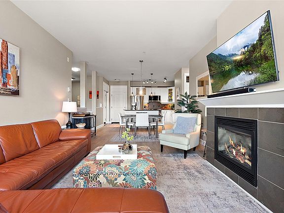 4th image of 3210 Jacklin Rd #207