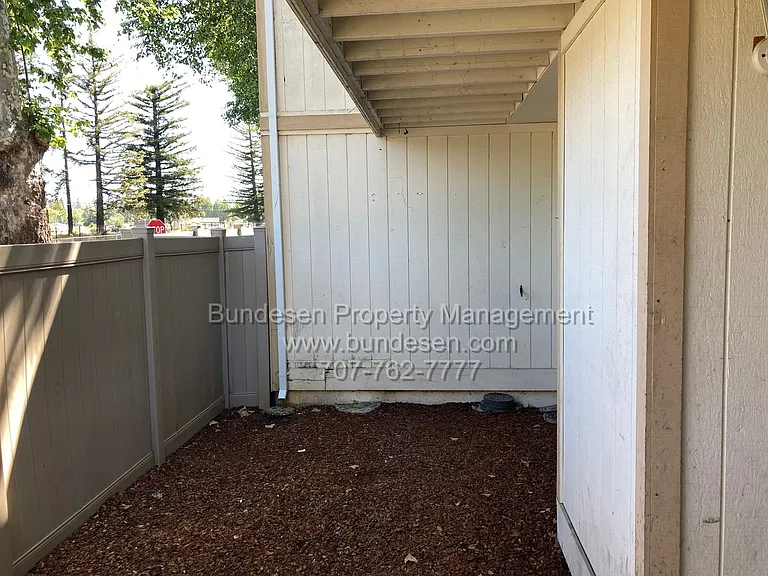 465 Enterprise Dr — Photo 20