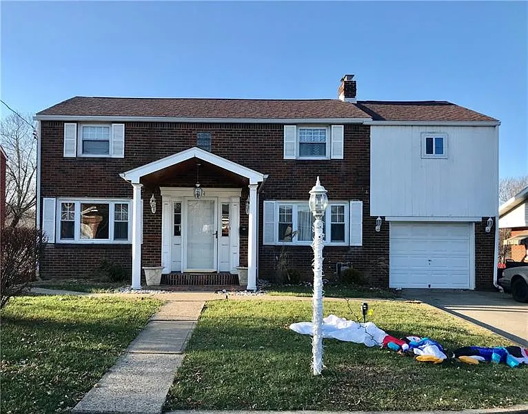 624 Douglas Ave photo 1