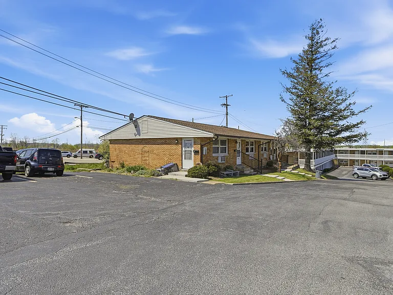 7569 Mentor Ave — Photo 20