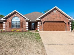 6308 S 38th St, Rogers, AR 72758