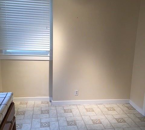 2nd image of 3232 Gough St APT 3