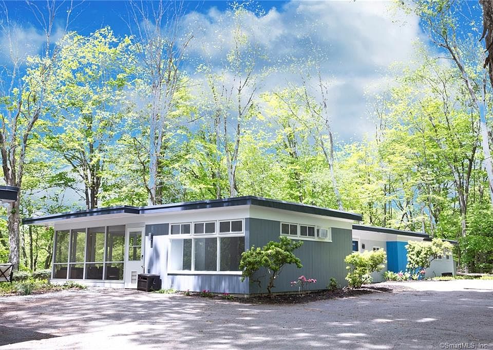 1st image of 20 Black Alder Ln