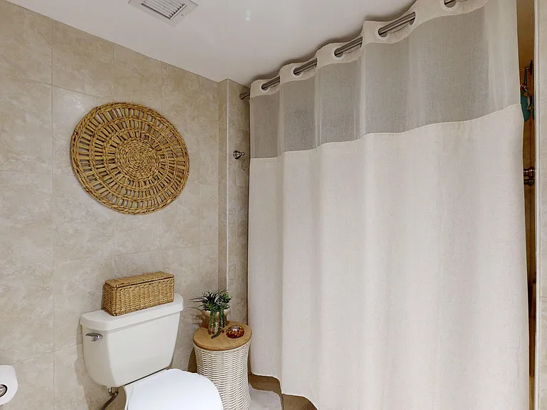 124 Lakeshore Dr #4280 — Photo 9