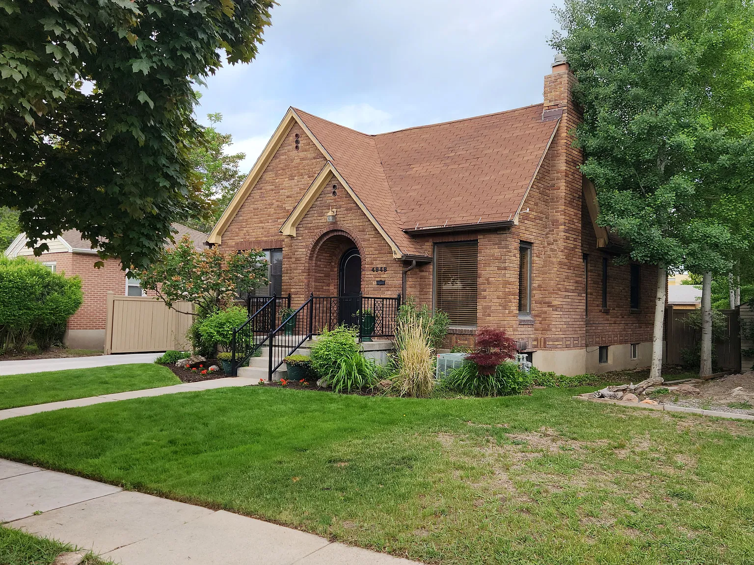 3 bed, 2172 sqft, $2,525 — Photo 2