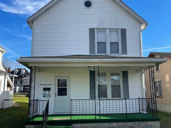128 Guy St, Elkins, WV 26241