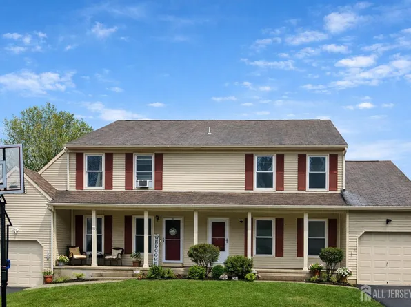 6 Allison Dr, East Brunswick, NJ 08816