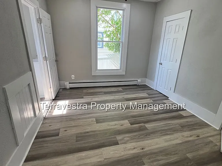 118 N 2nd Street — Photo 6