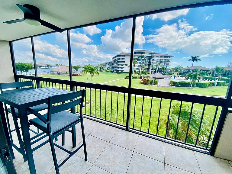 601 Seaview Ct #C208 — Photo 15