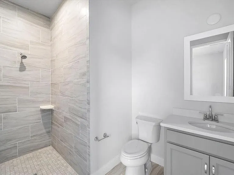 60 Del Palma Dr — Photo 22