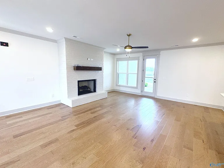 106 Upperline St — Photo 5