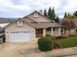 1039 Edgewater Ct, Redding, CA 96003