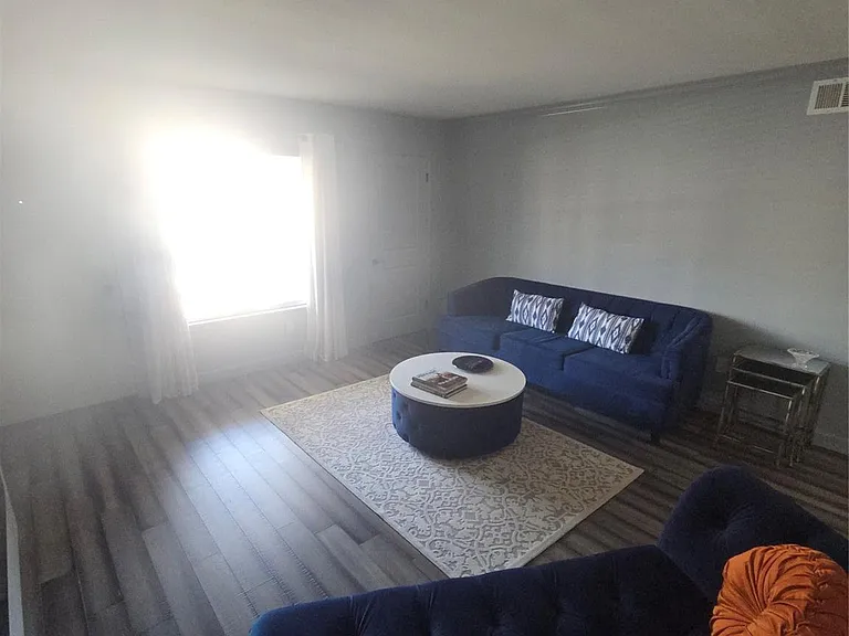 2250 Bering Dr — Photo 20