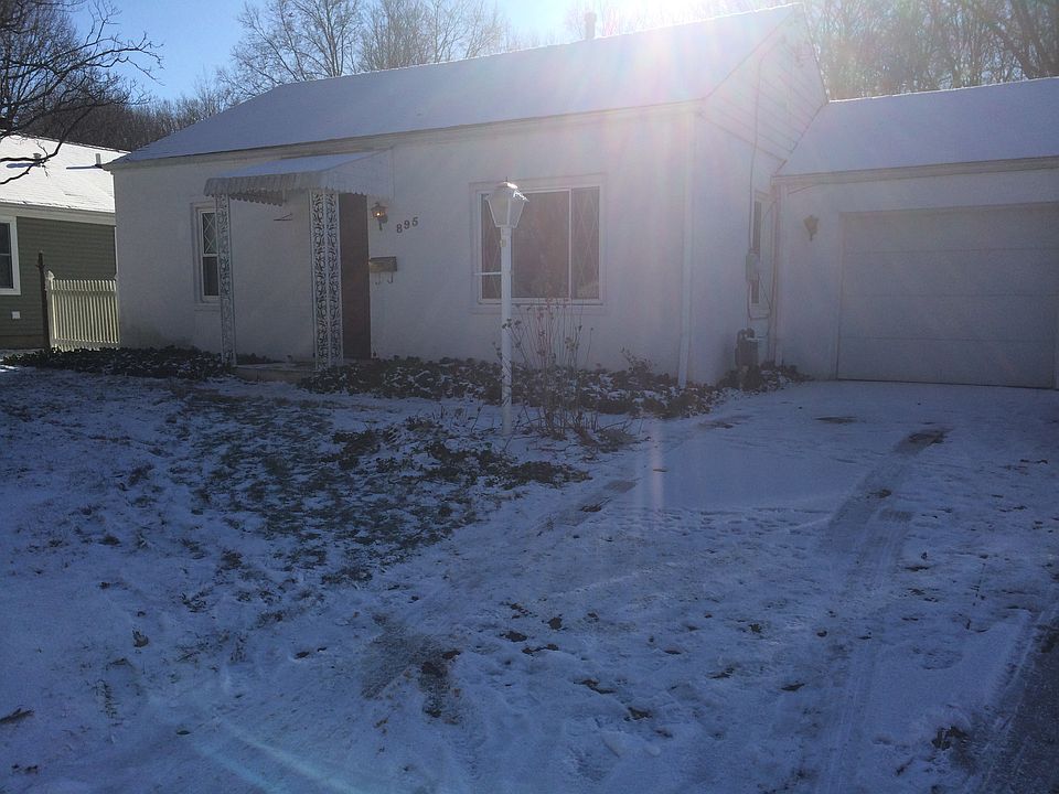 1st image of 895 Jones St