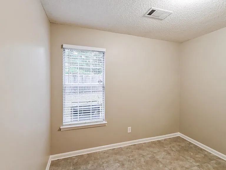 3542 E Regency Park Cir — Photo 12