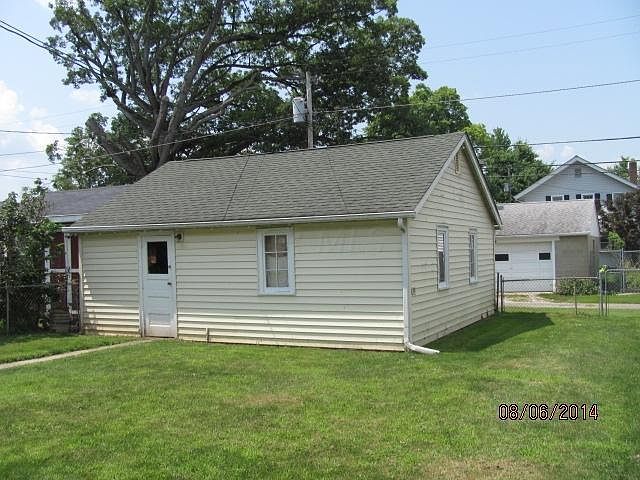 1st image of 137 Neal Ave