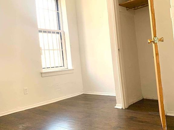 4th image of 172 E 112th St APT 5c