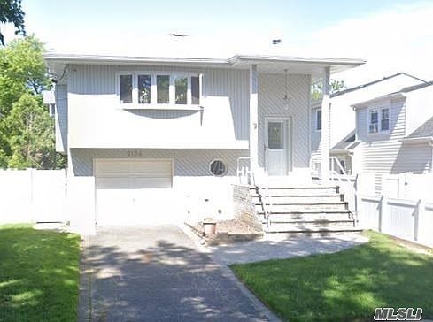1st image of 3124 Schreiber Pl