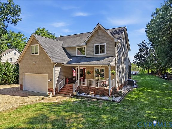 5th image of 210 Riverview Rd