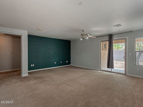 3rd image of 115 W Calle Sauco