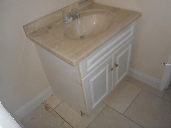 5th image of 20526 Edgewater Dr