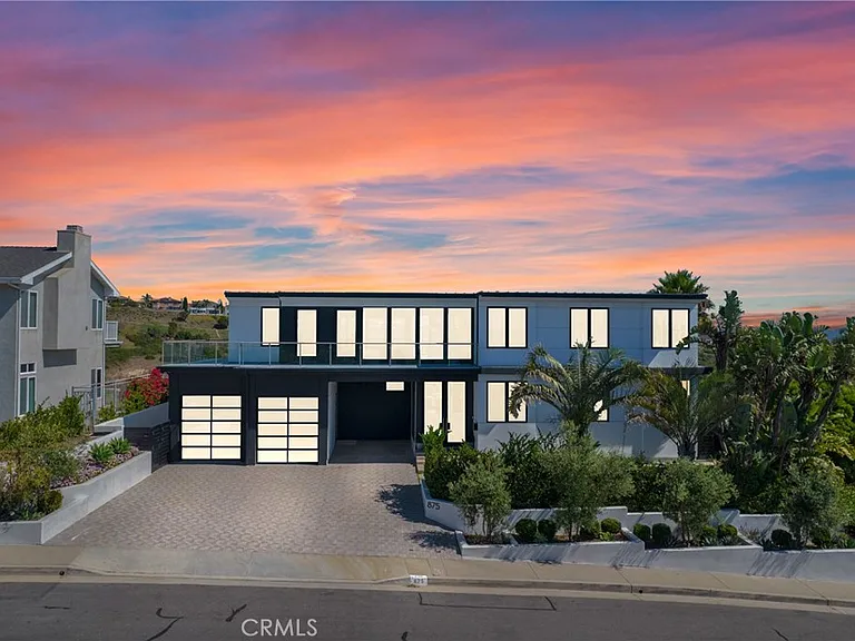 875 Avenida Salvador — Photo 31