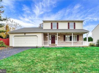 105 Perring Dr, Dallastown, PA 17313