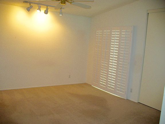 Master Bedroom-Atrium Access
